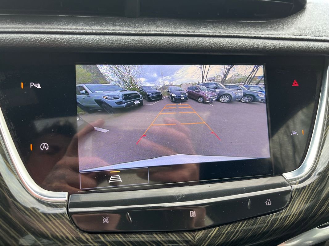 Used 2021 Cadillac XT6 Premium Luxury FWD image 7