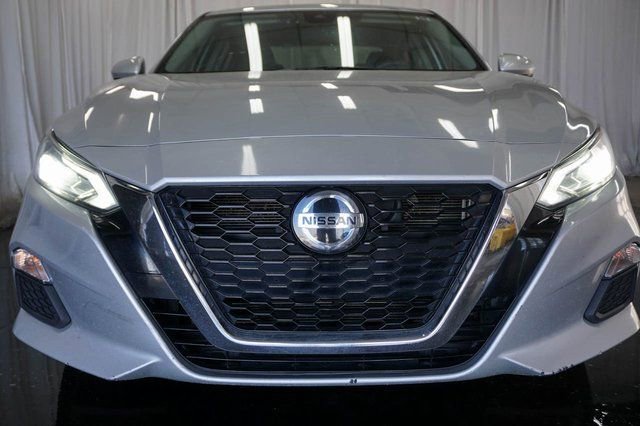 Used 2021 Nissan Altima 2.5 SV image 3