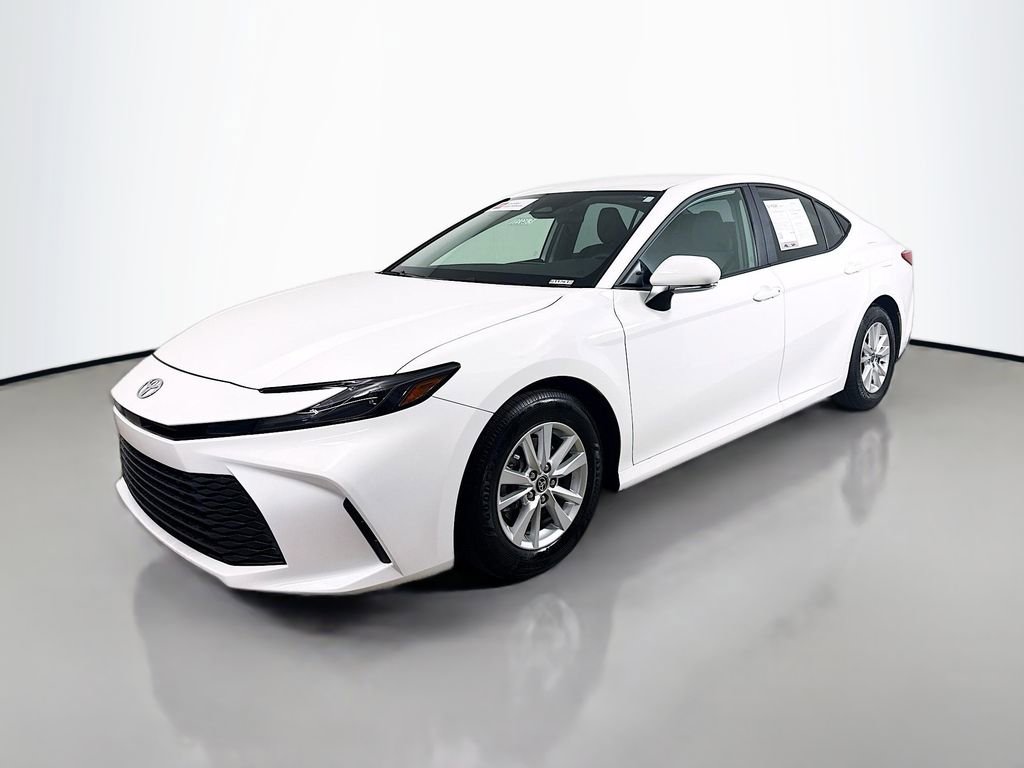 Certified 2025 Toyota Camry LE FWD image 3
