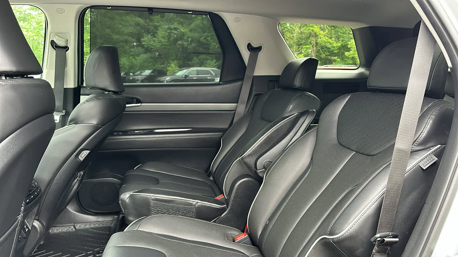 Used 2025 Hyundai Palisade SEL image 25