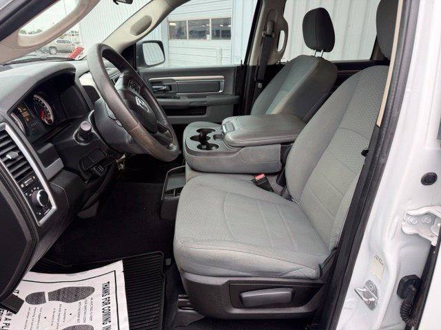 Used 2020 RAM 1500 Classic SLT AWD/4WD image 6