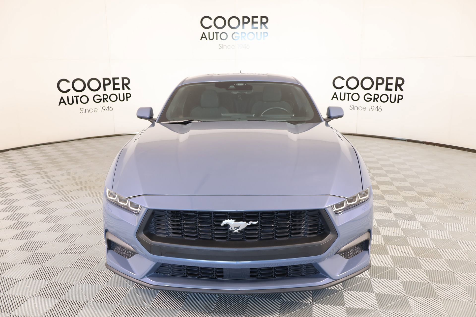 Used 2025 Ford Mustang EcoBoost image 9