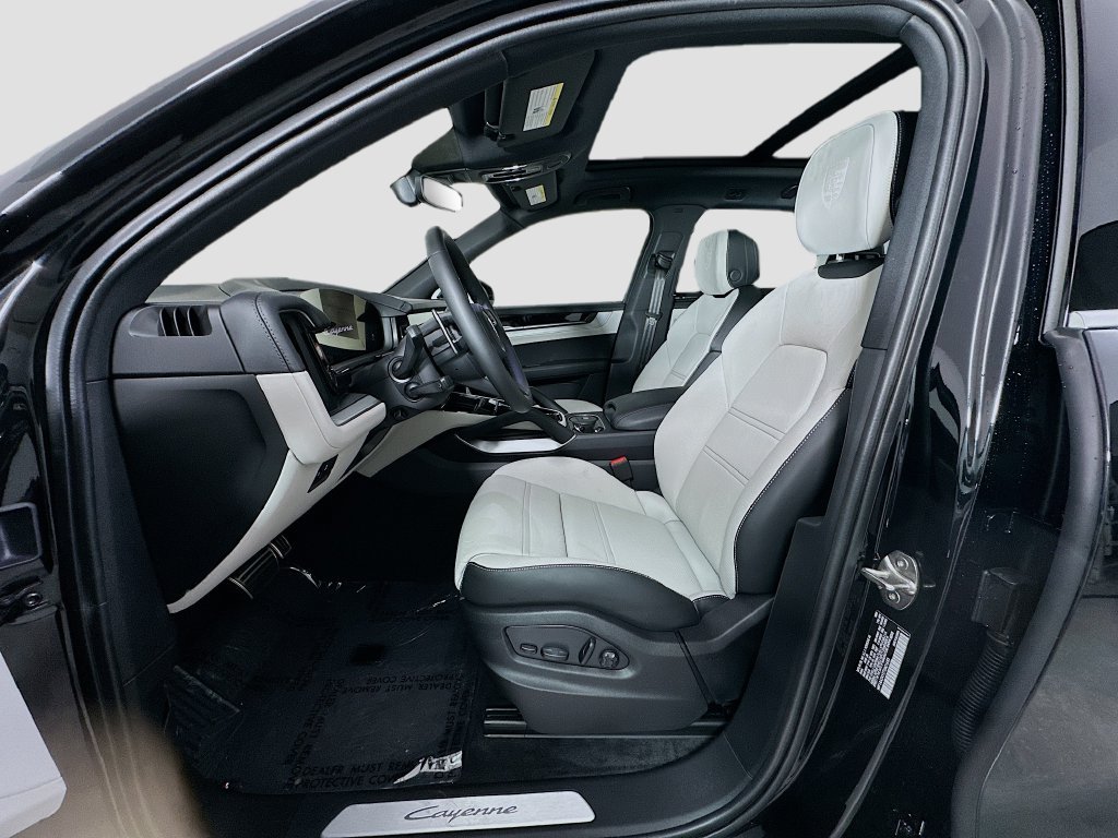 New 2026 Porsche Cayenne AWD/4WD image 5
