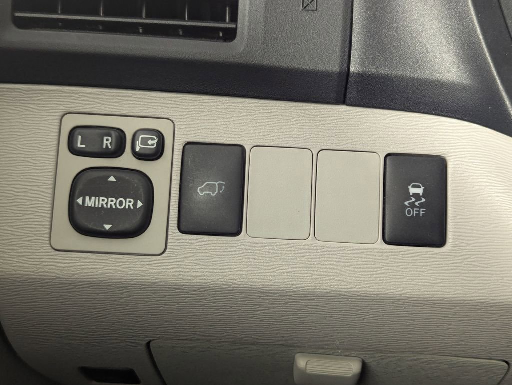 Used 2014 Toyota Venza XLE FWD image 42