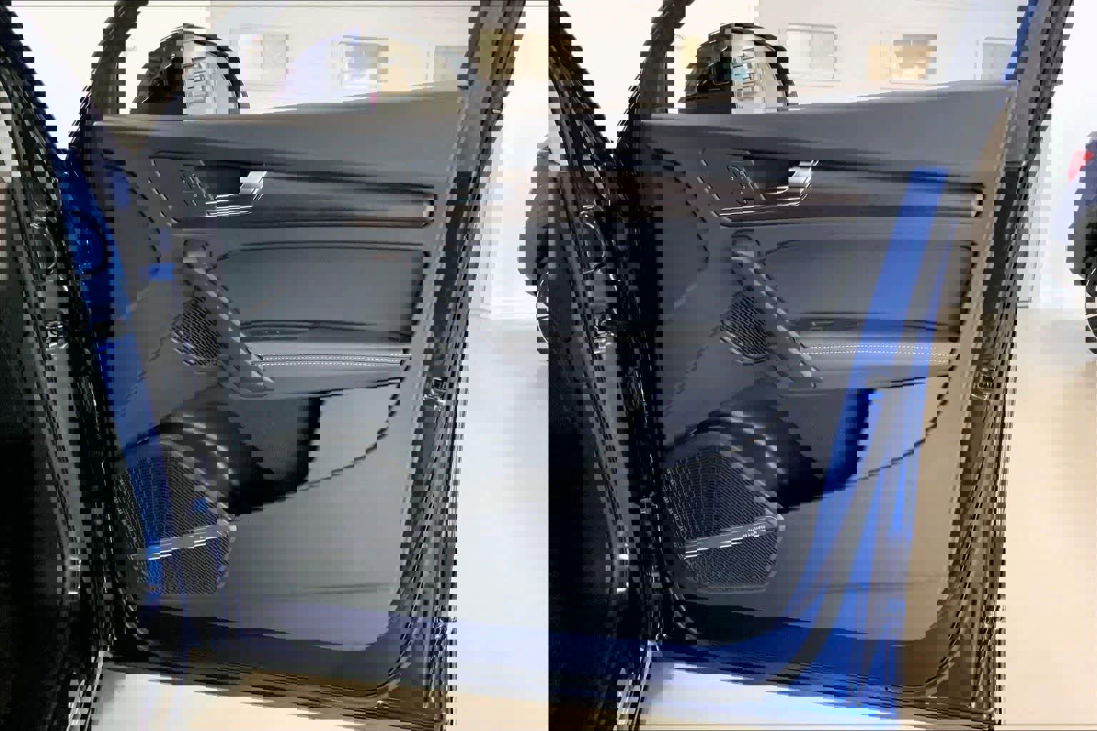 Used 2025 Audi Q5 2.0T Premium Plus w/ Premium Plus Package image 26