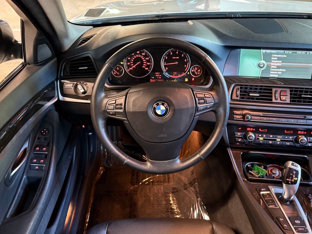 Used 2012 BMW 528i xDrive Sedan AWD/4WD image 14