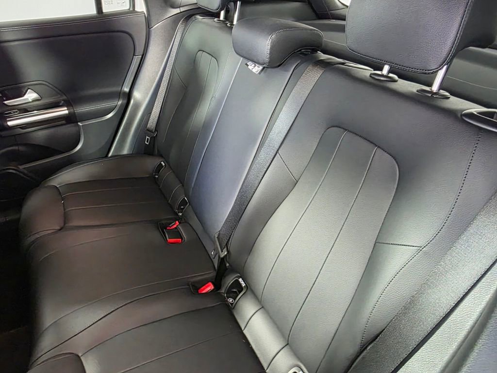 Certified 2022 Mercedes-Benz GLA 250 image 14