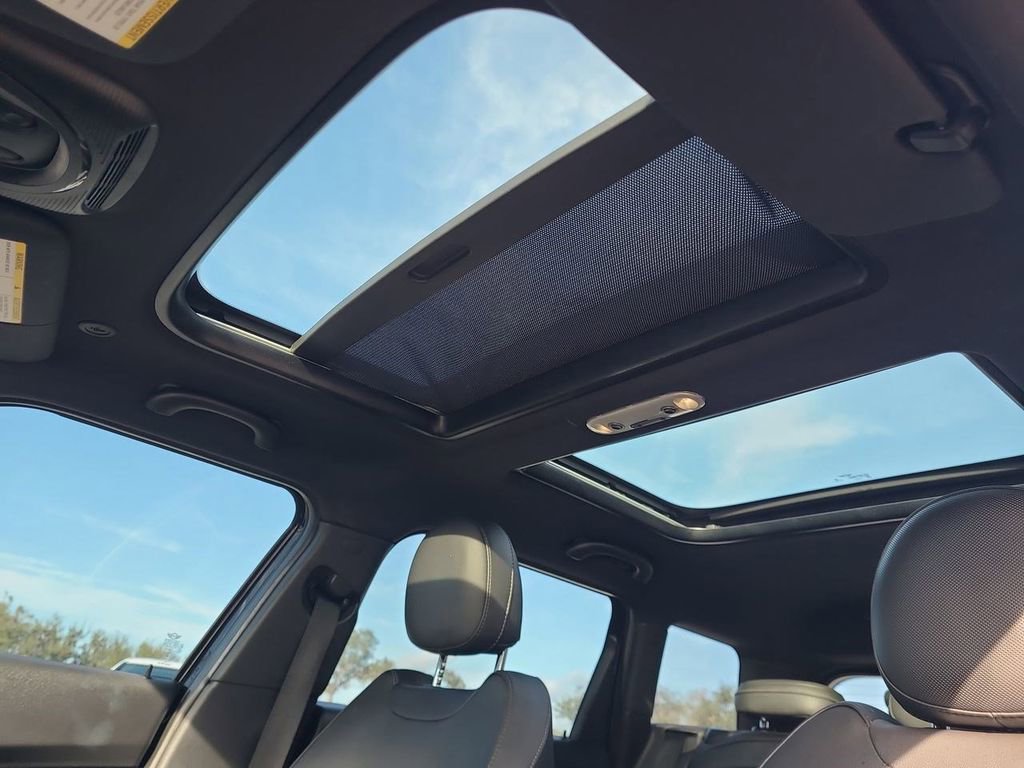 Used 2019 MINI Cooper Clubman S image 26