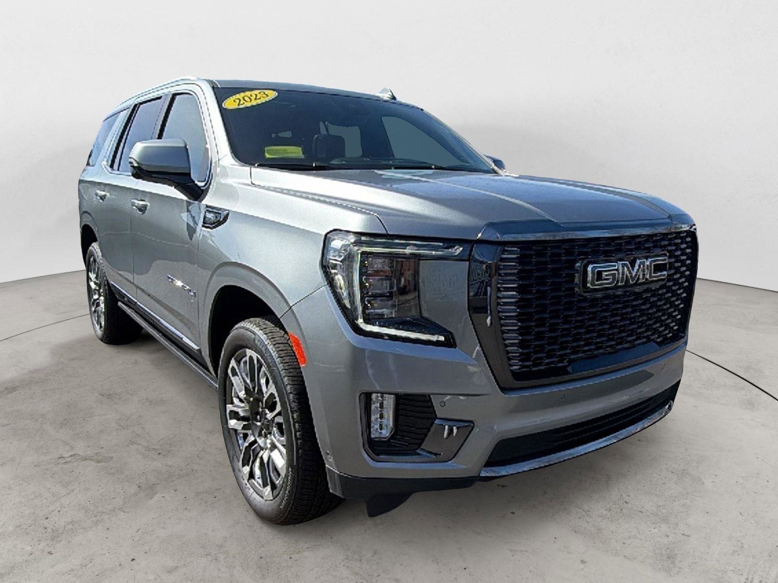 Used 2023 GMC Yukon Denali Ultimate image 1