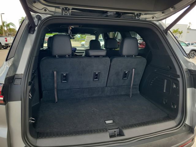 Certified 2025 Buick Enclave Preferred image 6