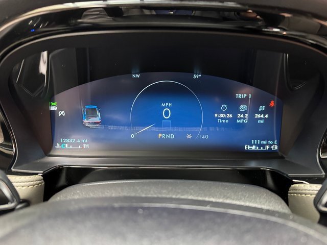 Used 2023 Lincoln Corsair Reserve image 15