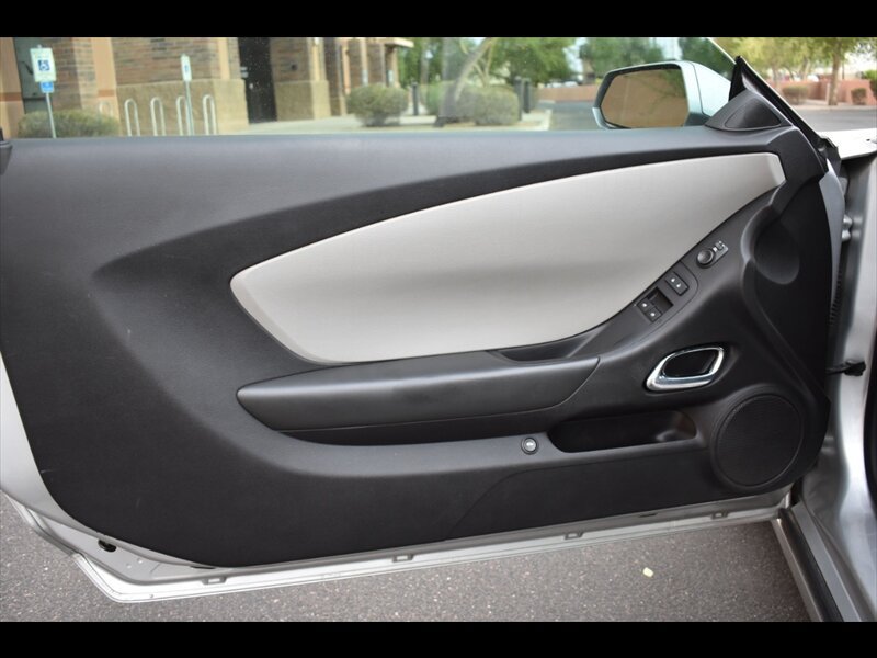 Used 2015 Chevrolet Camaro LS RWD image 19