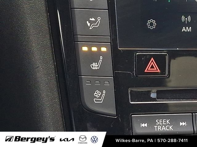 Used 2023 INFINITI QX55 Essential image 28