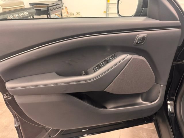 Used 2025 Ford Mustang Mach-E Select w/ Comfort Package Lite AWD/4WD image 11