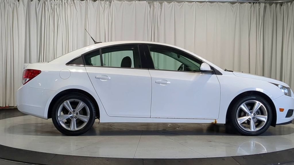 Used 2013 Chevrolet Cruze LT FWD image 11