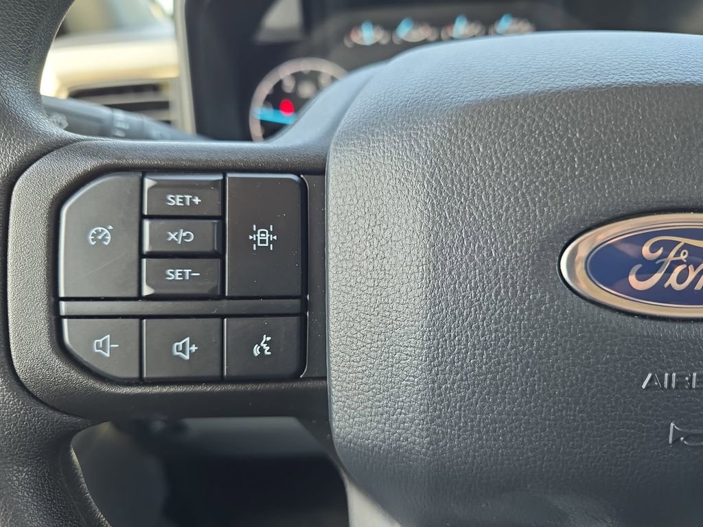 Used 2024 Ford F550 2WD Regular Cab Super Duty image 18