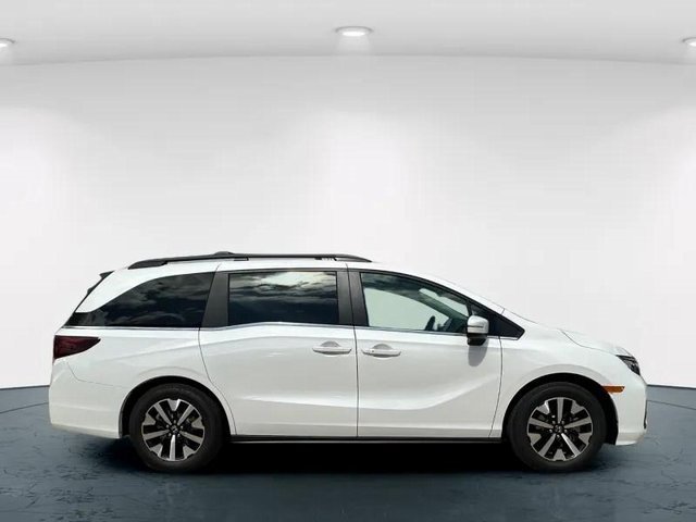 New 2026 Honda Odyssey EX-L image 4