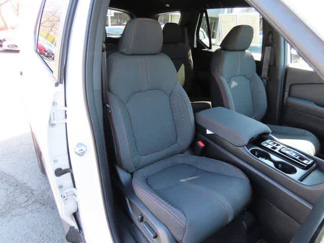 Used 2023 Honda Pilot Sport image 19