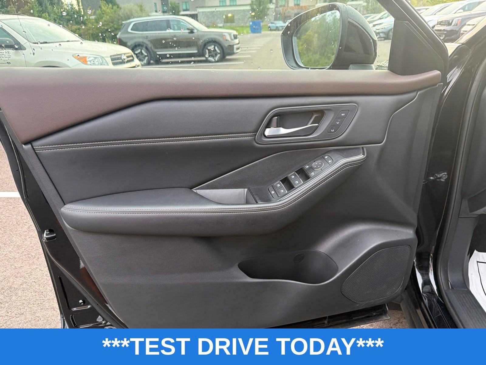 Used 2023 Nissan Rogue SL w/ SL Premium Package AWD/4WD image 12