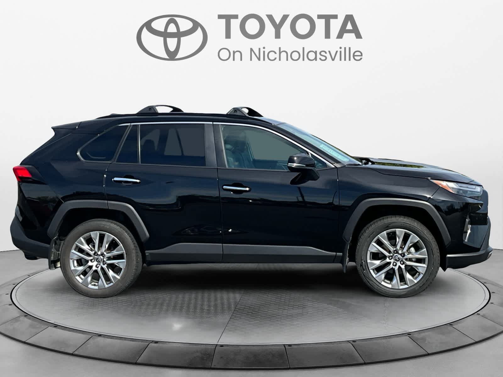 Used 2025 Toyota RAV4 Limited w/ Weather Package AWD/4WD image 6