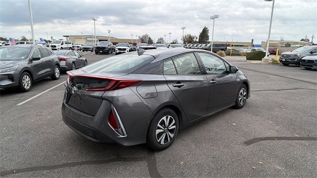 Used 2019 Toyota Prius Prime Advanced image 3