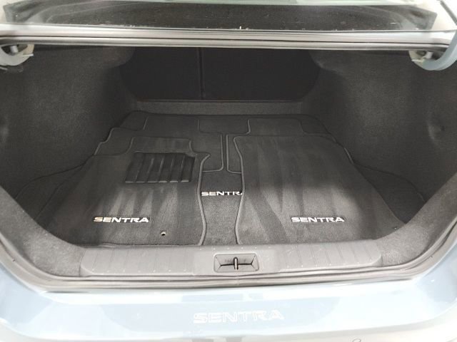 Used 2024 Nissan Sentra SR w/ SR Premium Package FWD image 36
