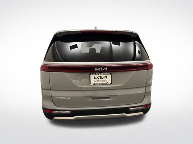Used 2024 Kia Carnival EX FWD image 6