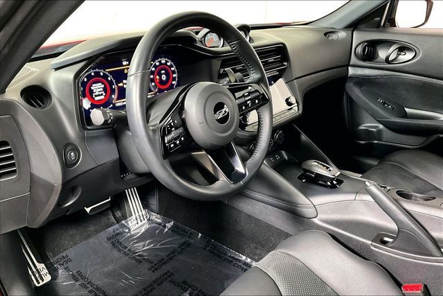 Used 2025 Nissan Z Performance w/ Floor Mat Package image 13