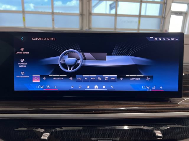 Used 2024 BMW X5 xDrive40i w/ Parking Assistance Package AWD/4WD image 31