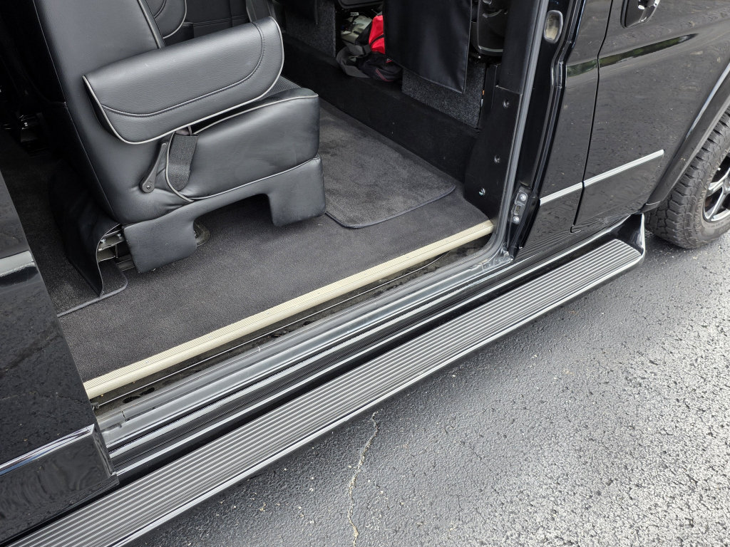 Used 2023 RAM ProMaster 3500 w/ Premium Appearance Group FWD image 24