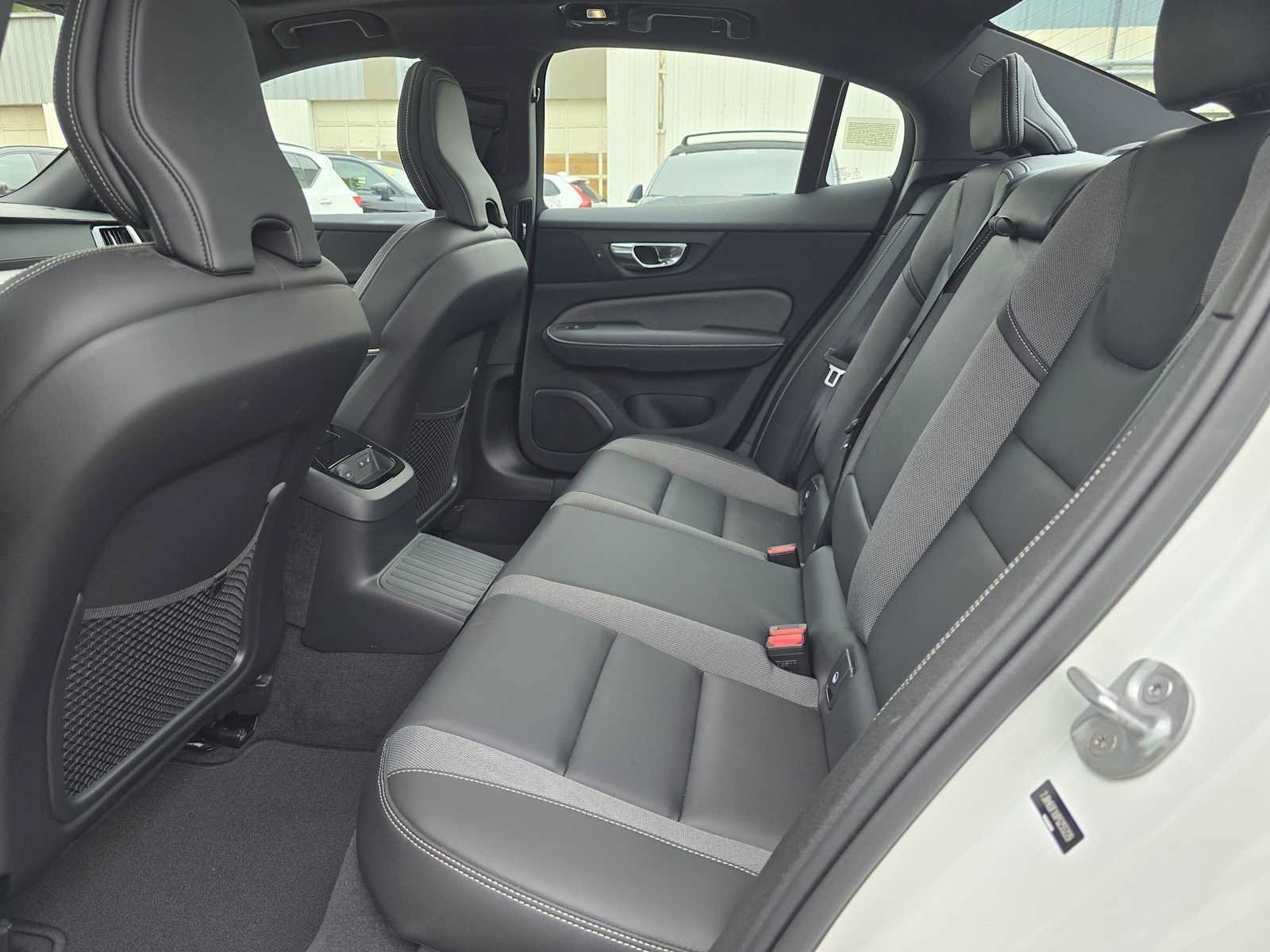 Certified 2023 Volvo S60 T8 Ultimate w/ Climate Package AWD/4WD image 16