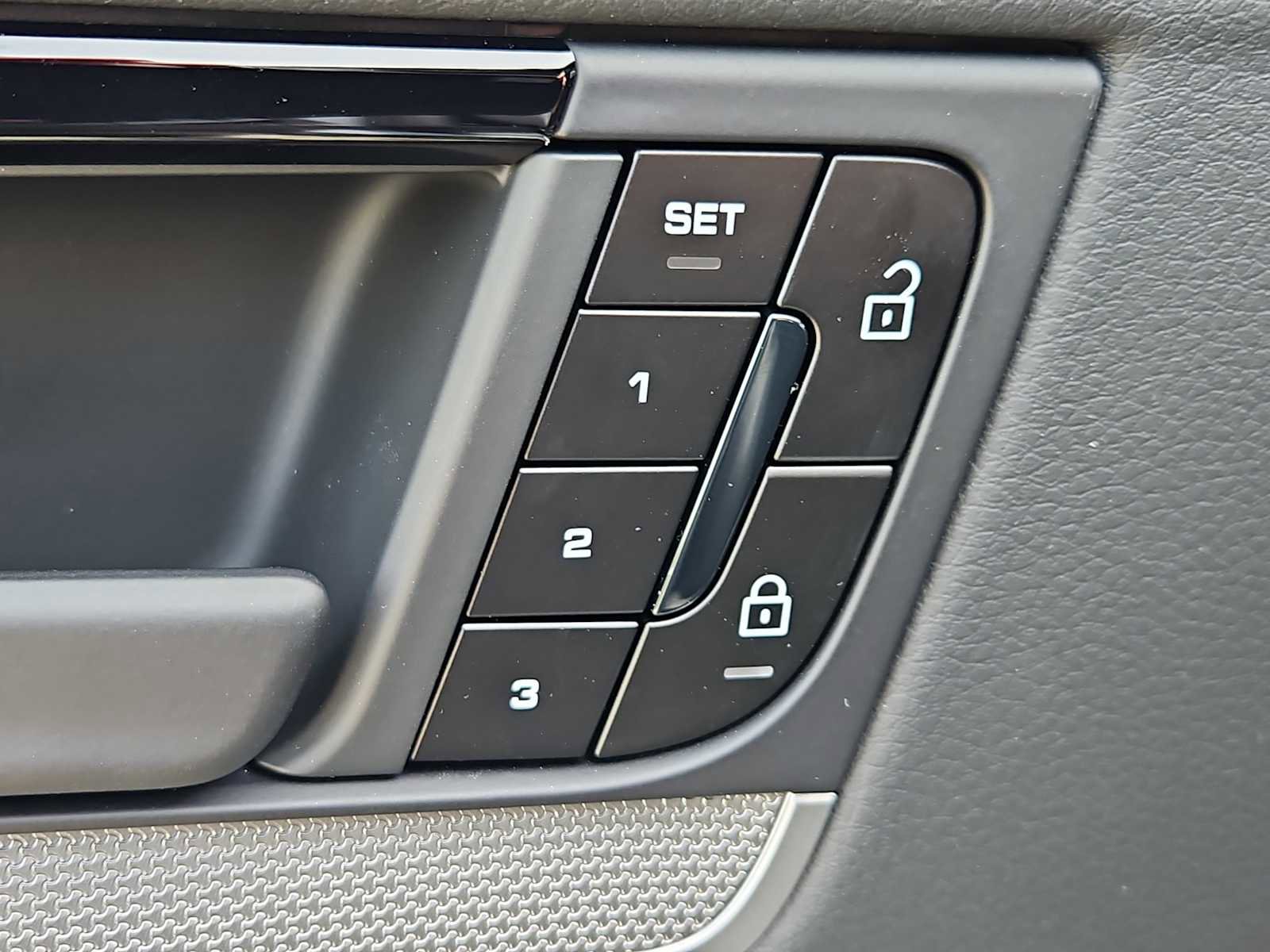 New 2026 Porsche Cayenne AWD/4WD image 10