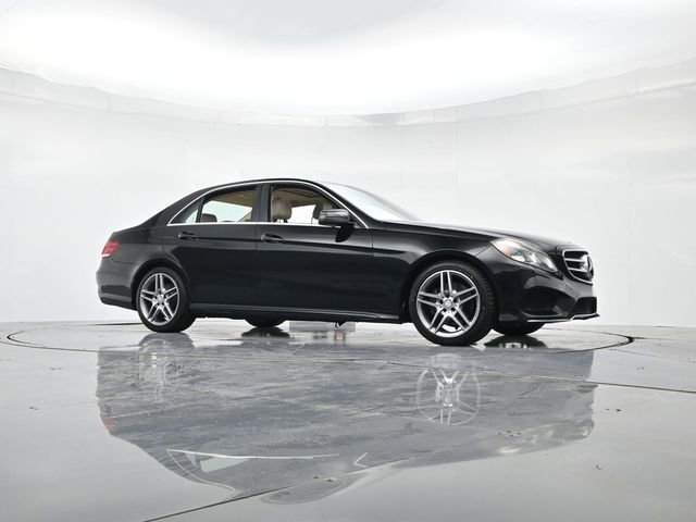 Used 2014 Mercedes-Benz E 350 4MATIC Sedan image 31