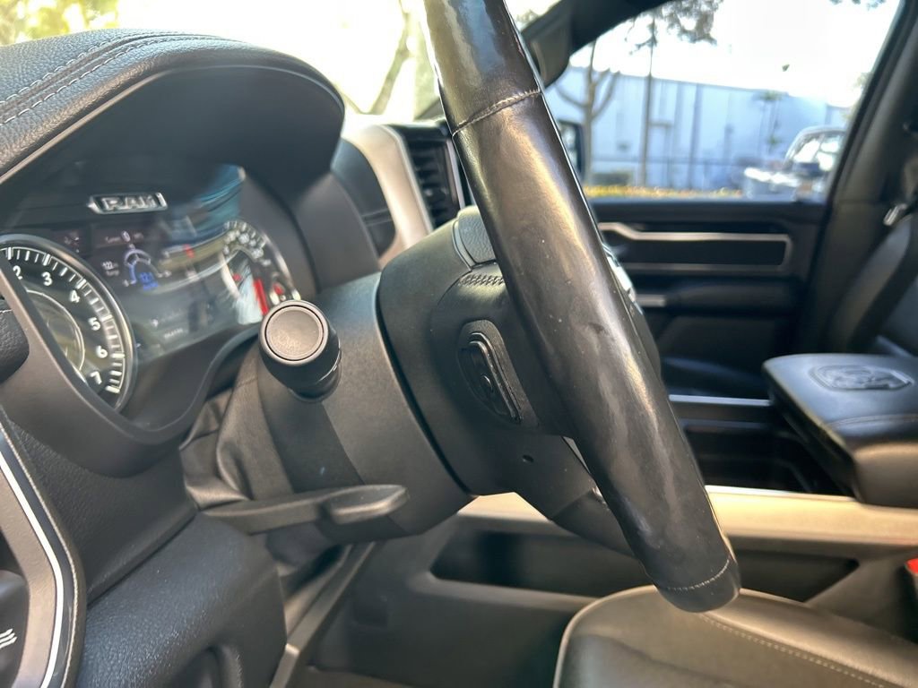 Used 2019 RAM 1500 Laramie image 39