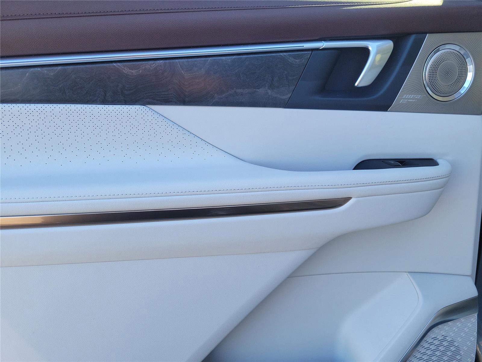 New 2026 Buick Enclave Avenir w/ Super Cruise Package image 17