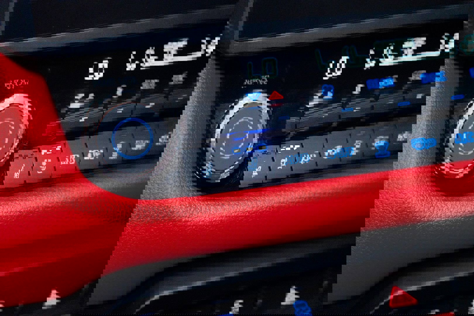 Used 2024 Toyota Sequoia TRD Pro AWD/4WD image 77