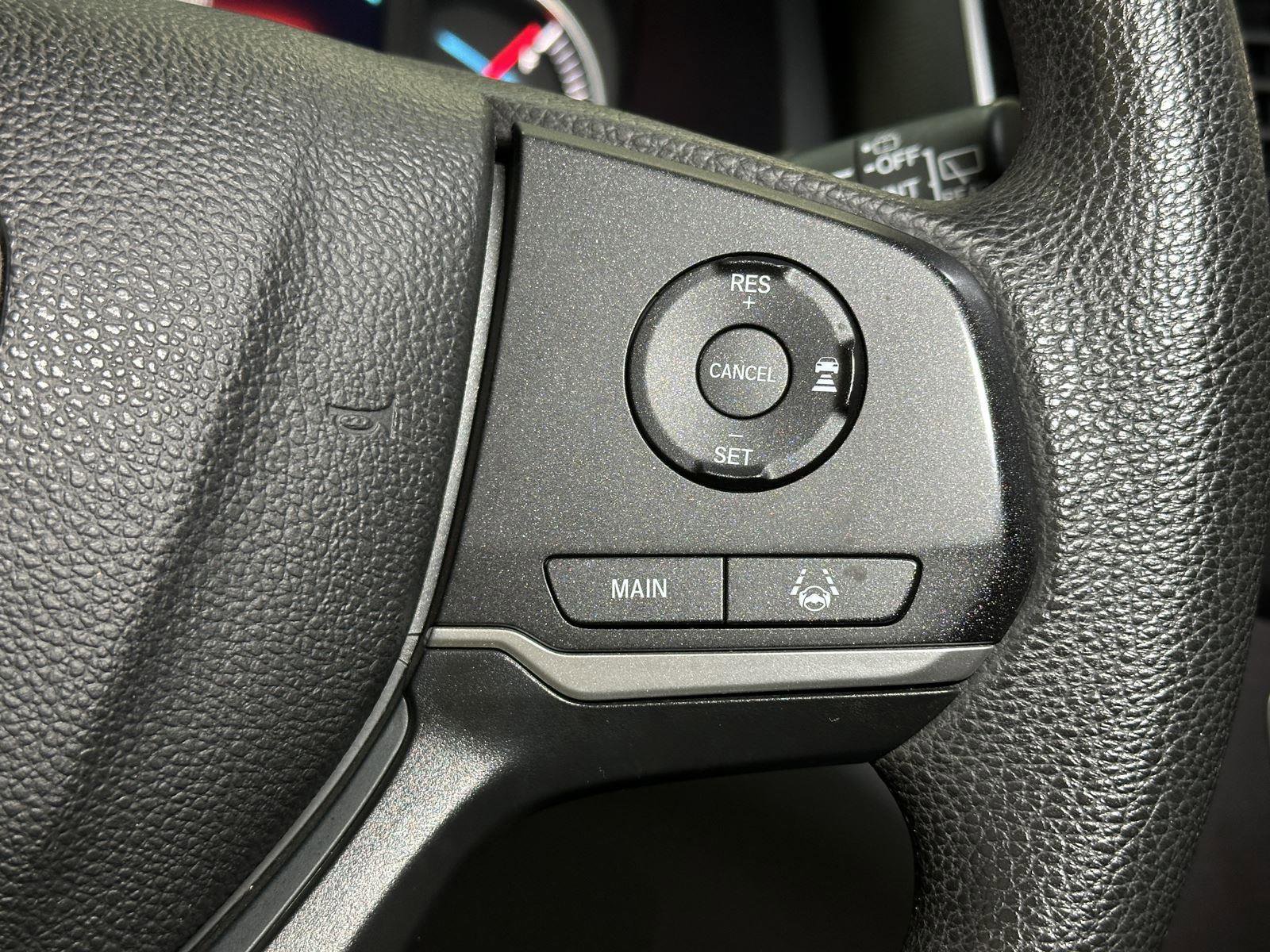 Used 2021 Honda Pilot EX image 26