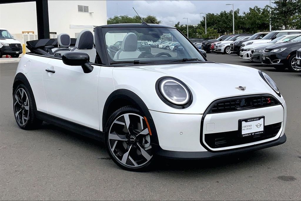 Certified 2025 MINI Cooper S image 35