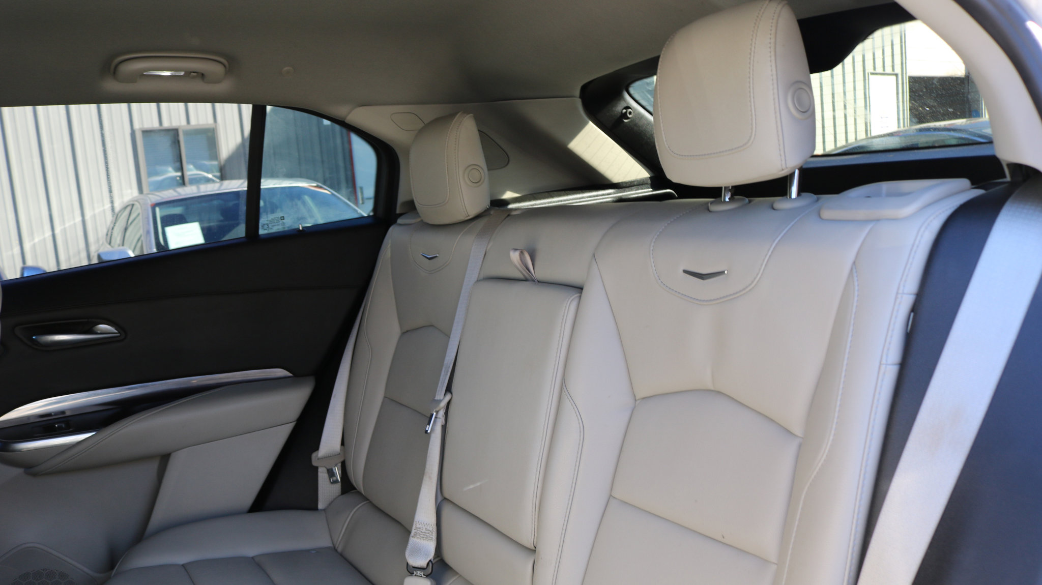 Used 2021 Cadillac XT4 Luxury w/ Cold Weather Package image 35