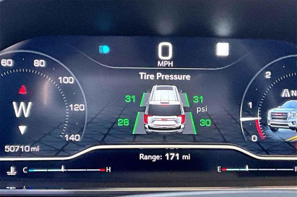 Used 2023 GMC Yukon XL AT4 w/ AT4 Premium Plus Package image 2