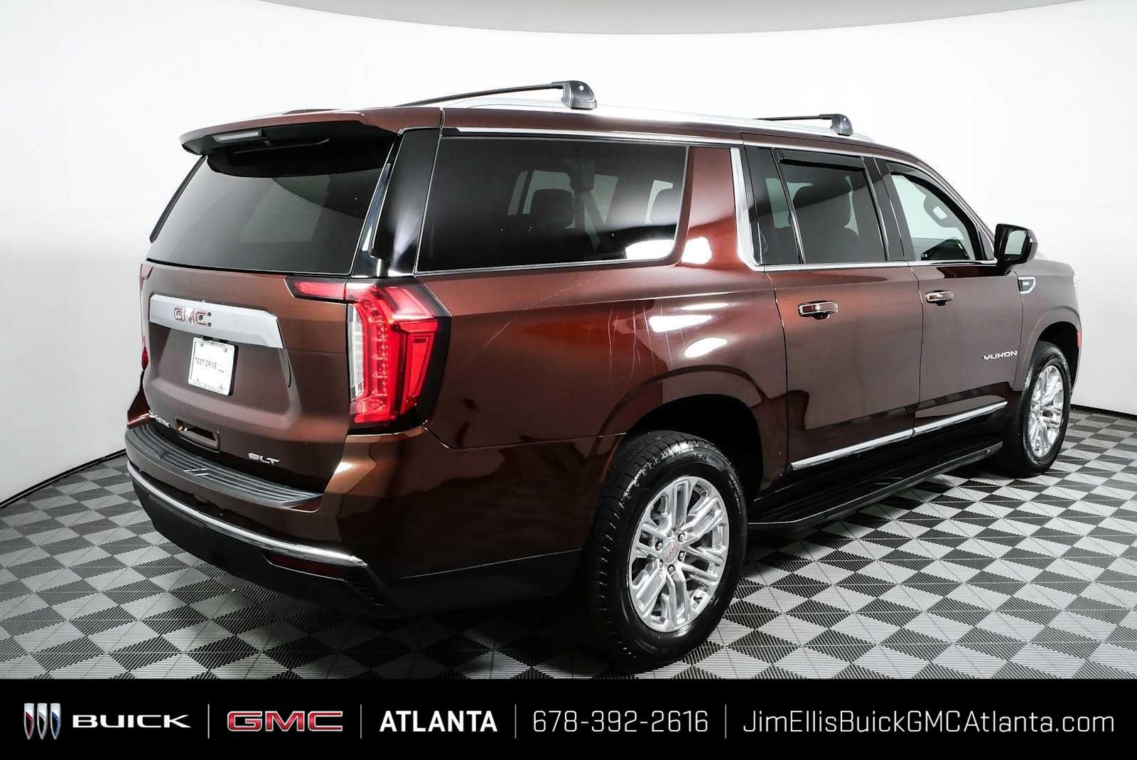 Certified 2023 GMC Yukon XL SLT AWD/4WD image 23