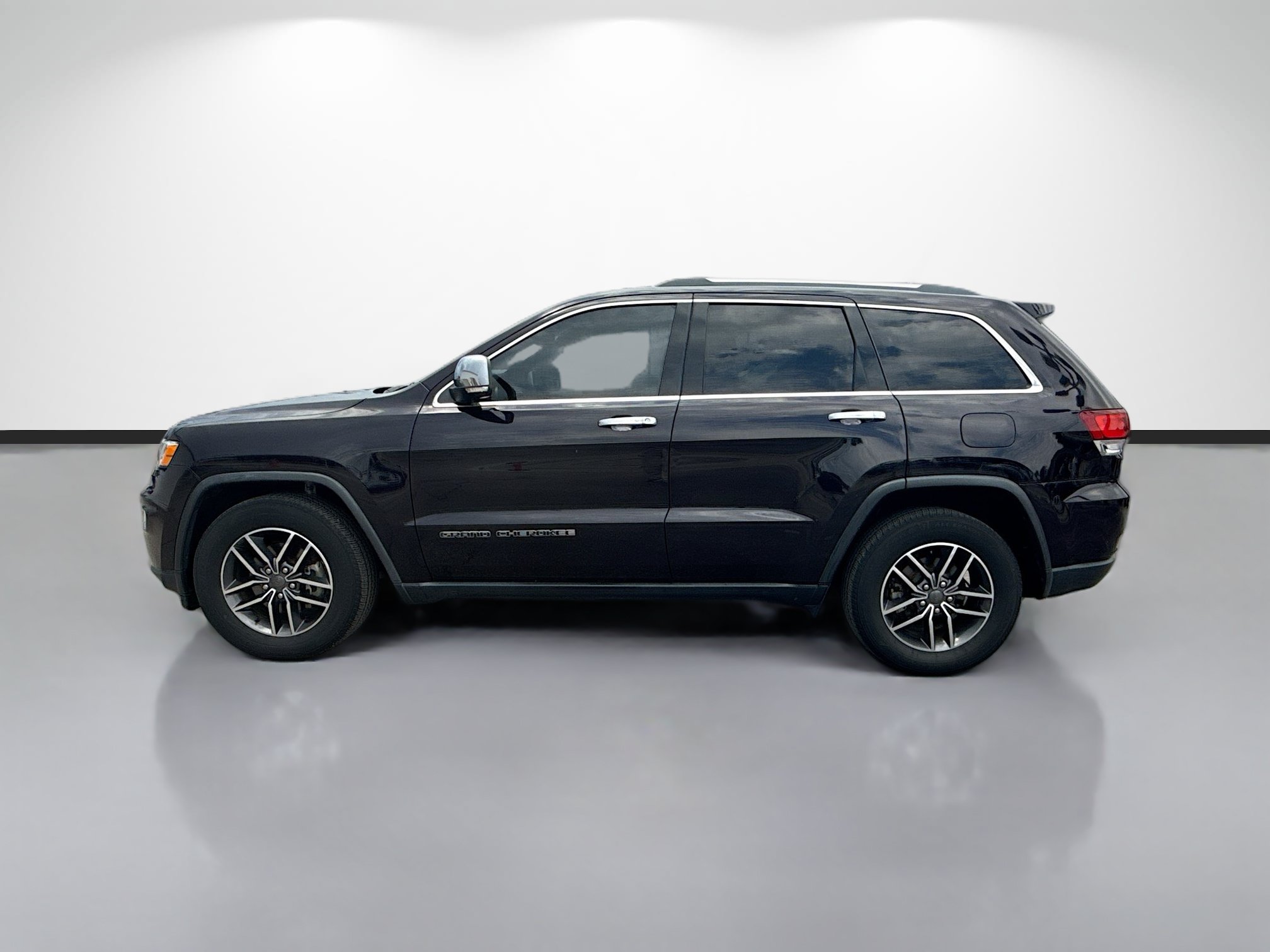 Used 2020 Jeep Grand Cherokee Limited RWD image 6