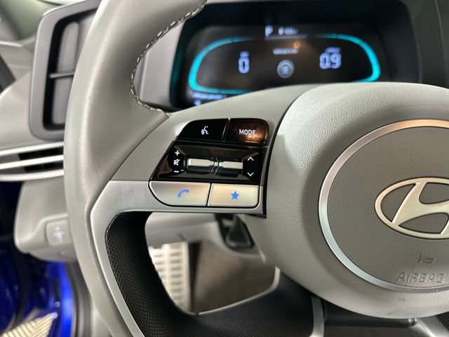 Certified 2025 Hyundai Elantra Sport image 44