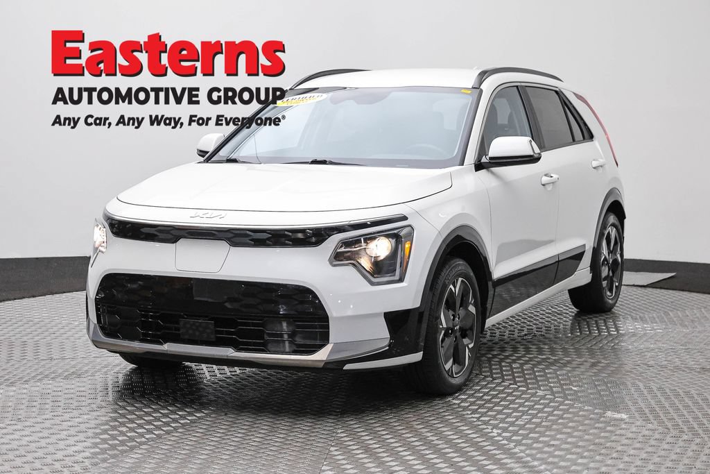 Used 2023 Kia Niro Wind w/ Wind Preserve Package