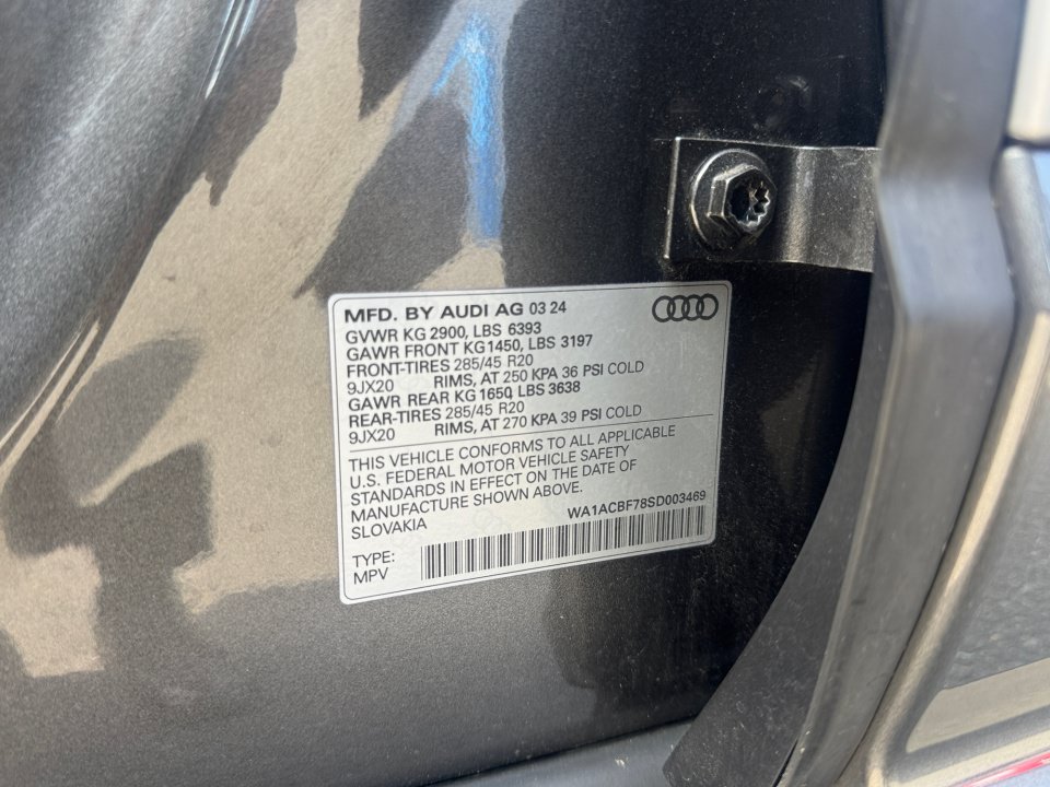 Certified 2025 Audi Q7 2.0T Premium w/ Convenience Package AWD/4WD image 35