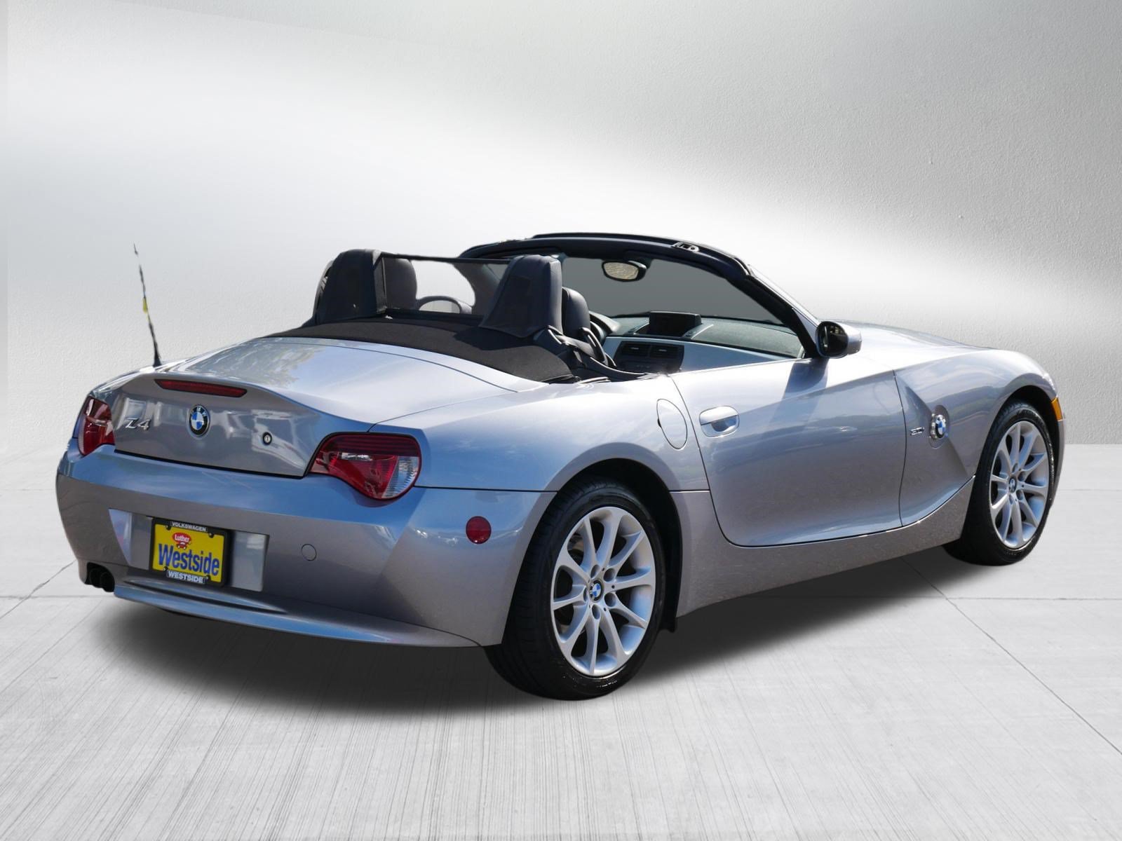 Used 2006 BMW Z4 3.0i RWD image 7