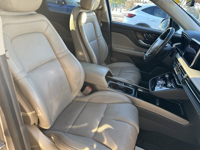 Used 2020 Lincoln Corsair Reserve w/ Equipment Group 202A image 13