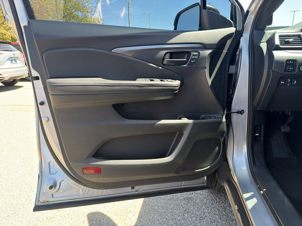 Used 2022 Honda Passport EX-L image 9