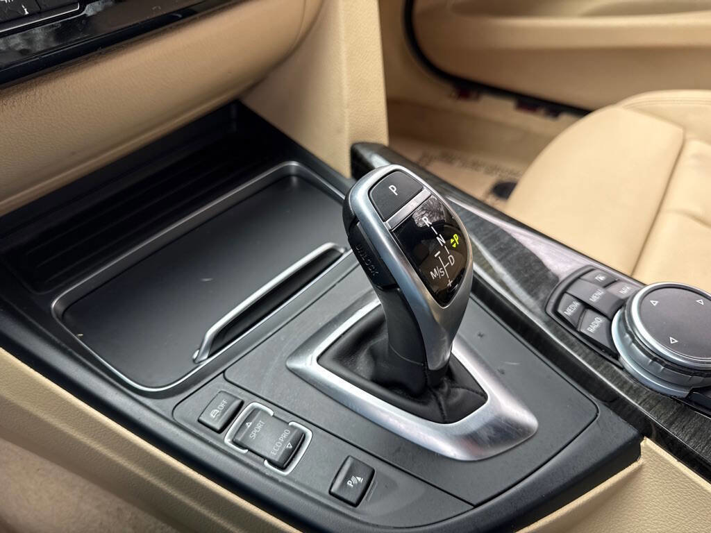 Used 2016 BMW 328i Sedan RWD image 19