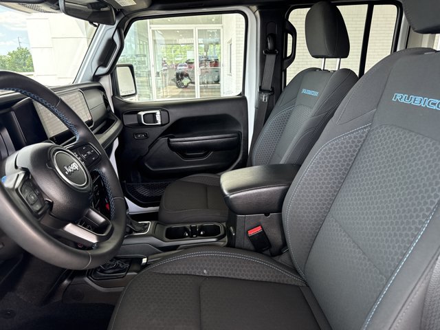 Used 2024 Jeep Wrangler Unlimited Rubicon 4xe AWD/4WD image 5